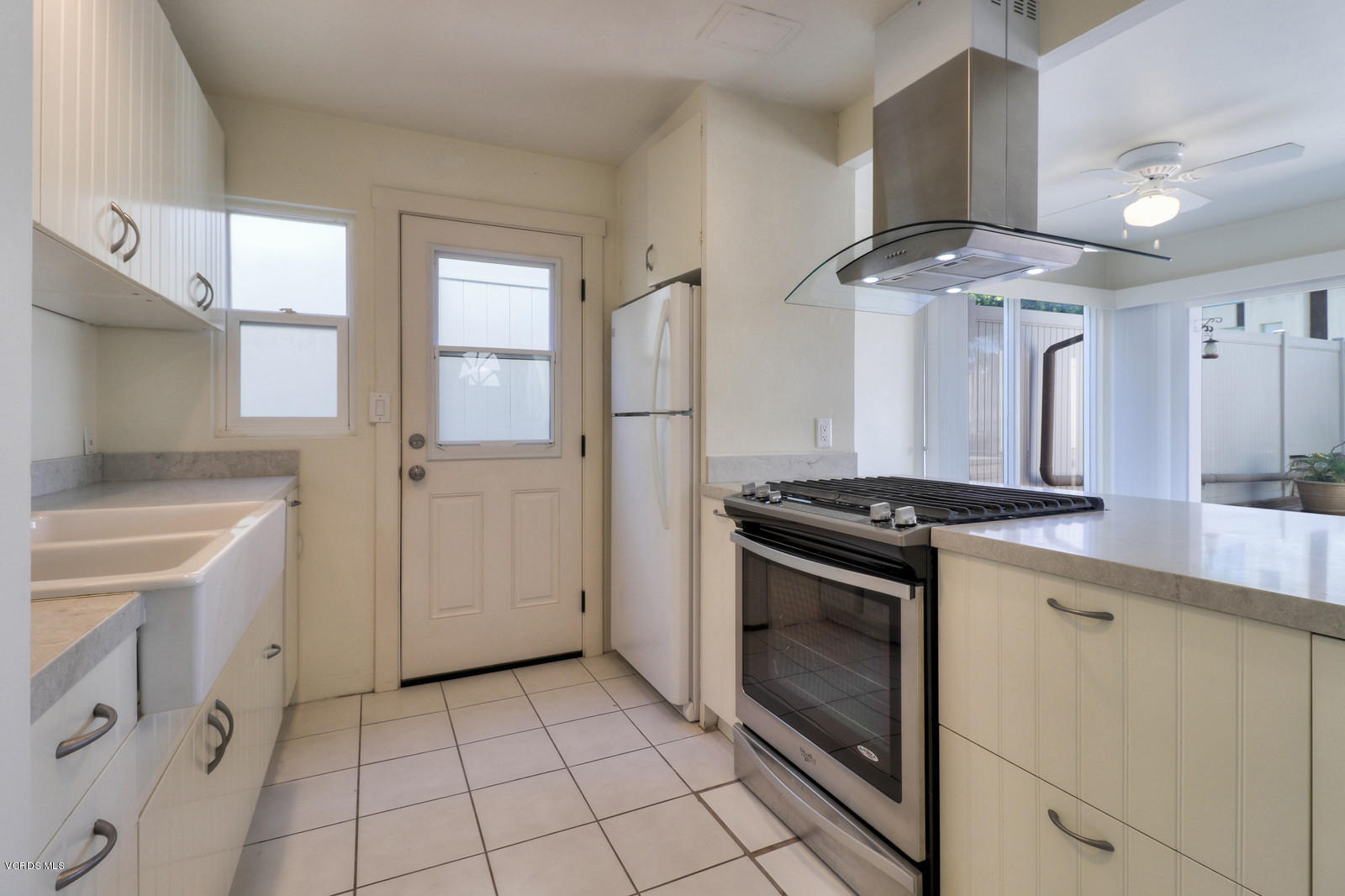 4854 Sandyland Road Carpinteria, CA 93013 - Photo 16 of 52 17_F84854_Sandyland_Rd17_mls