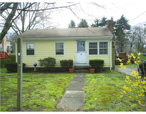 93 Cedar Island Road Narragansett, RI 02882 - Photo 1 of 7 Exterior Front.