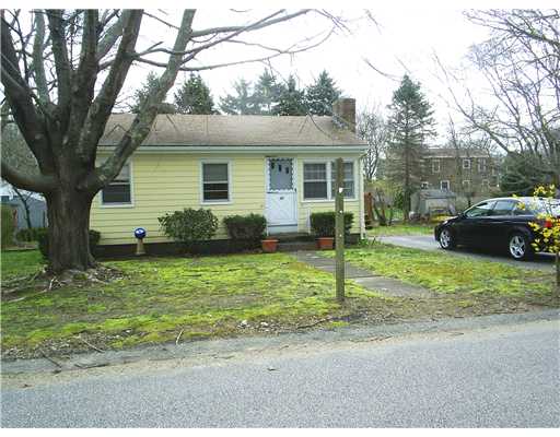 93 Cedar Island Road Narragansett, RI 02882 - Photo 2 of 7 Exterior Front.