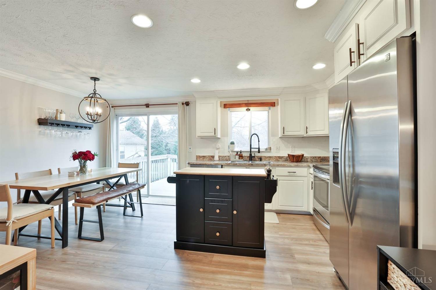 3930 Irwin Simpson Road Mason, OH 45040 - Photo 12 of 33 Gallery Image 12
