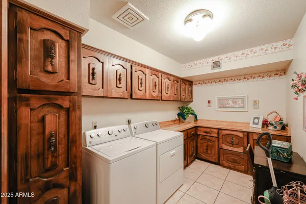 $875,000 | 1322 West Aster Drive, Phoenix, AZ 85029