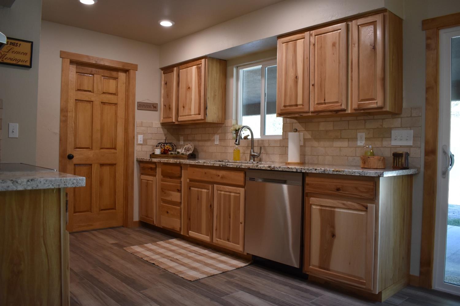 42479 Buckeye Road Oakhurst, CA 93644 - Photo 11 of 37 Gallery Image 11