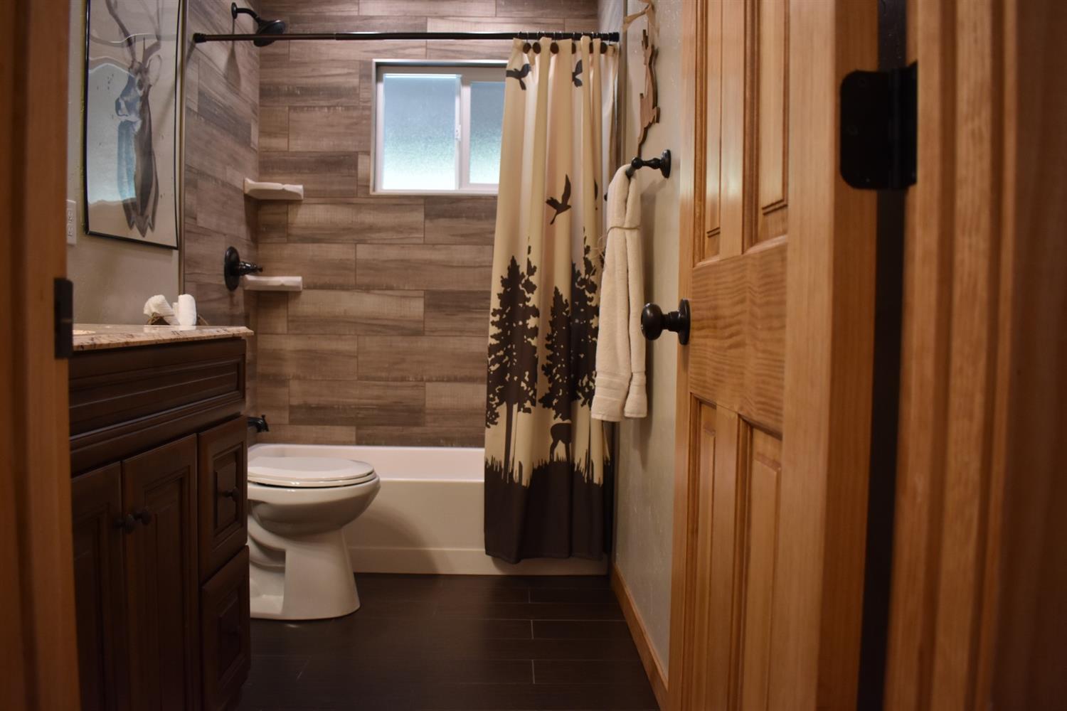 42479 Buckeye Road Oakhurst, CA 93644 - Photo 15 of 37 Gallery Image 15