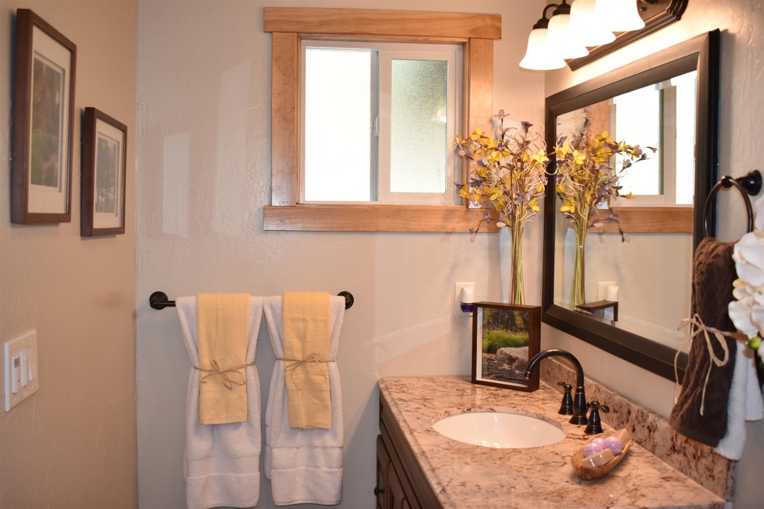 42479 Buckeye Road Oakhurst, CA 93644 - Photo 18 of 37 Gallery Image 18