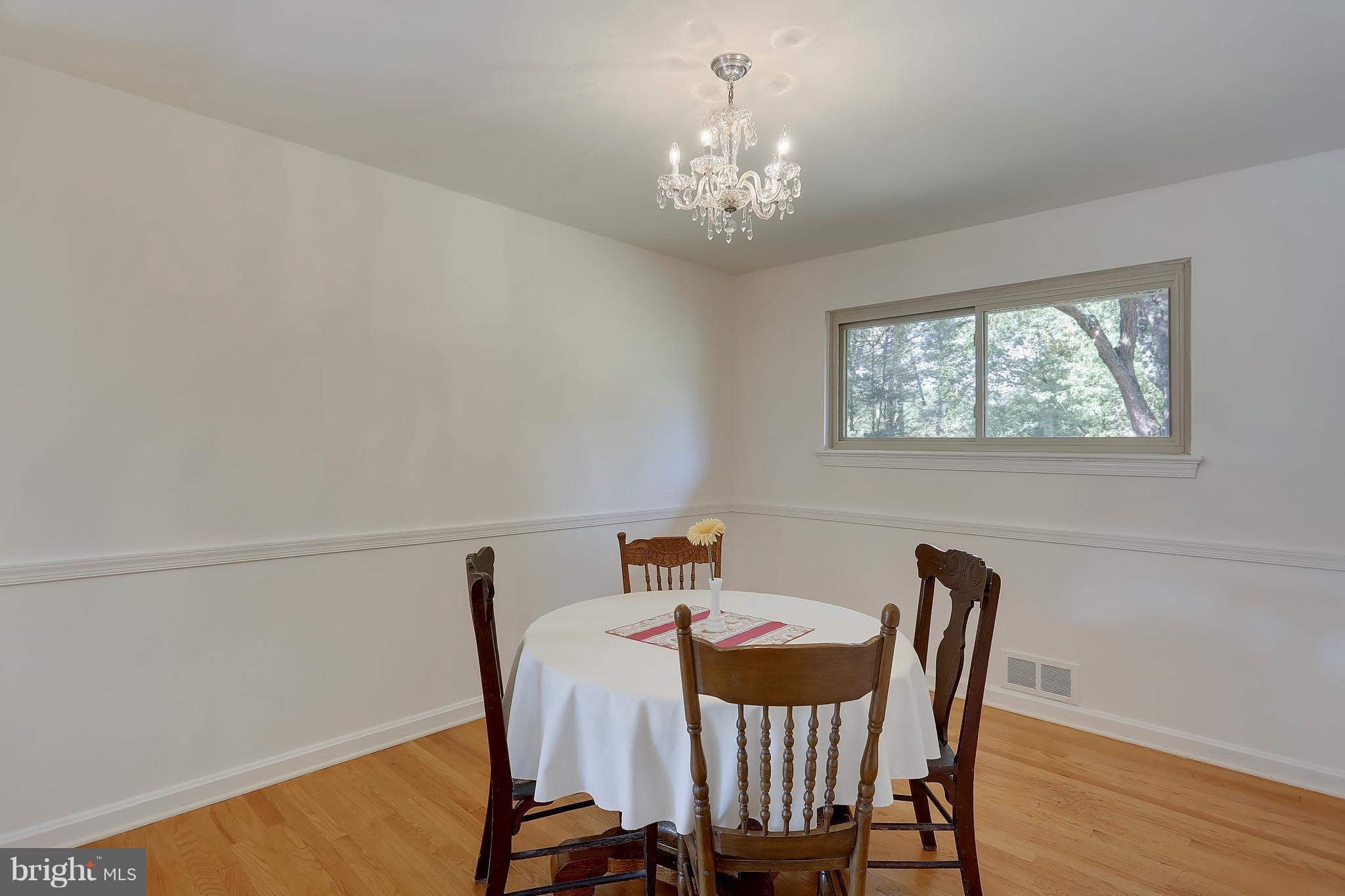 14820 Harold Road Silver Spring, MD 20905 - Photo 7 of 30 Dining Room