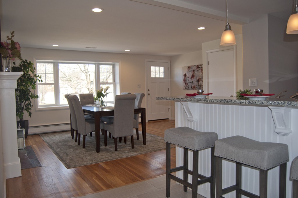 10 Nelson Road Burlington, MA 01803 - Photo 4 of 22 Gallery Image 4