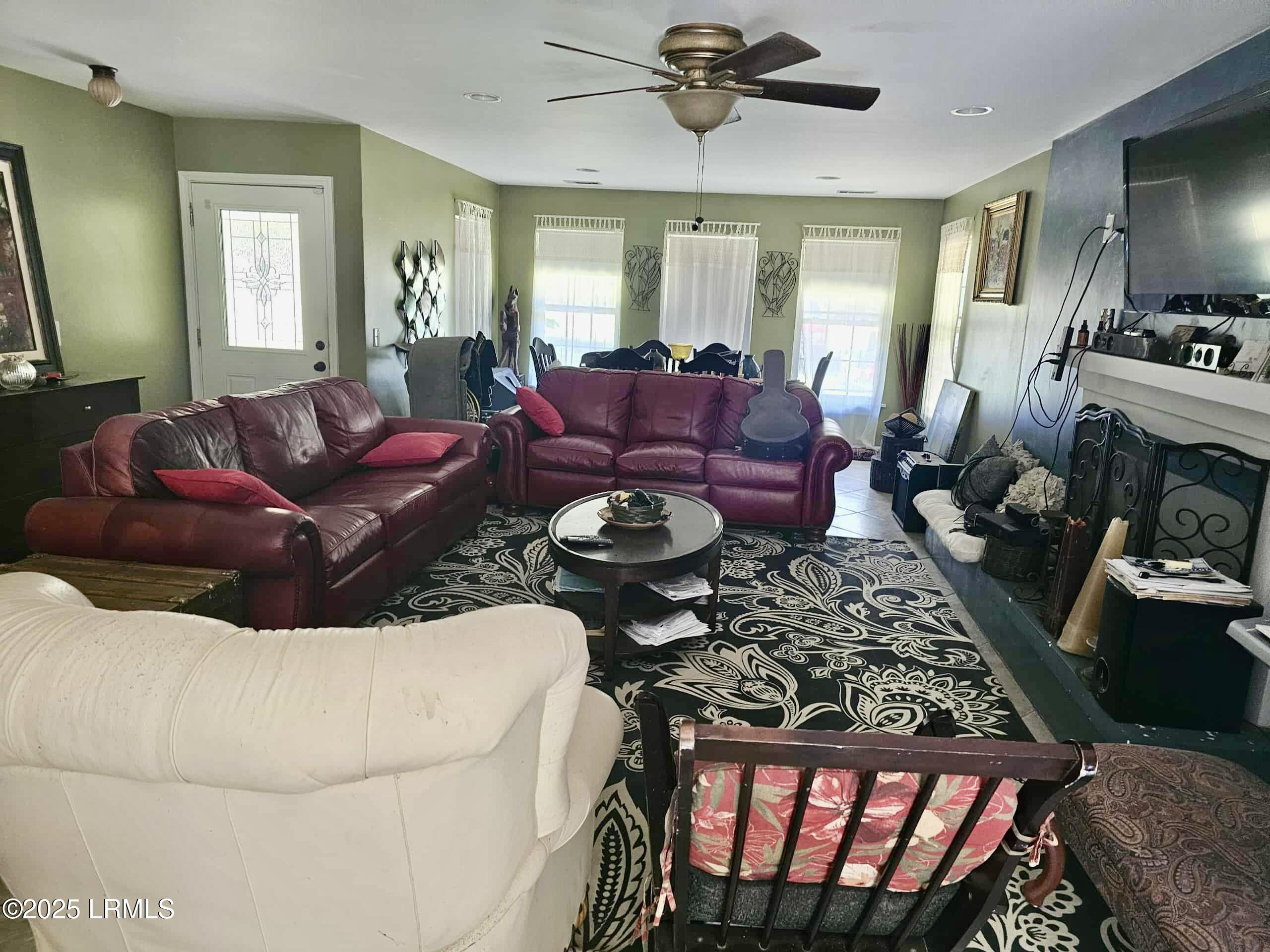 1487 Glover Road Ridgeland, SC 29936 - Photo 3 of 16 att.XDOe8HxDDUIBlUG3iuL9y54XY9L0xaYMaGIr