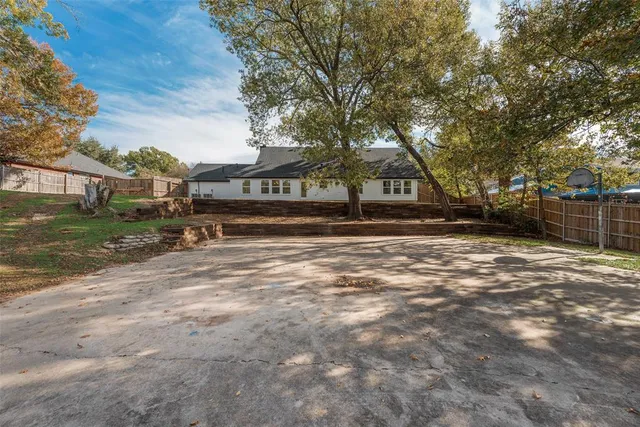 $575,000 | 1205 Circle Lane, Bedford, TX 76022