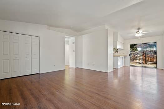 3140 Chubasco Way Carson City, NV 89701 - Photo 5 of 32 large-019bdc5b-f0eb-7260-8491-01bab36247