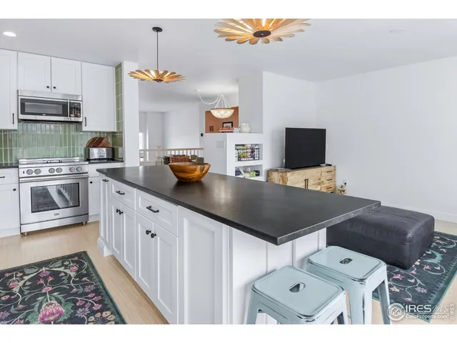 $679,000 | 700 Beauprez Avenue, Lafayette, CO 80026