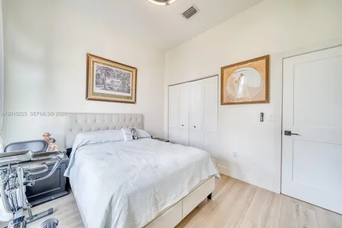 $785,000 | 77 Gables Boulevard, Weston, FL 33326