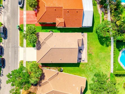 $785,000 | 77 Gables Boulevard, Weston, FL 33326