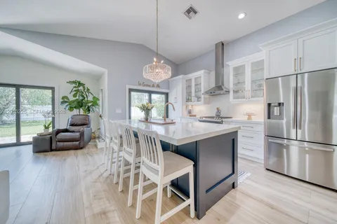 $785,000 | 77 Gables Boulevard, Weston, FL 33326