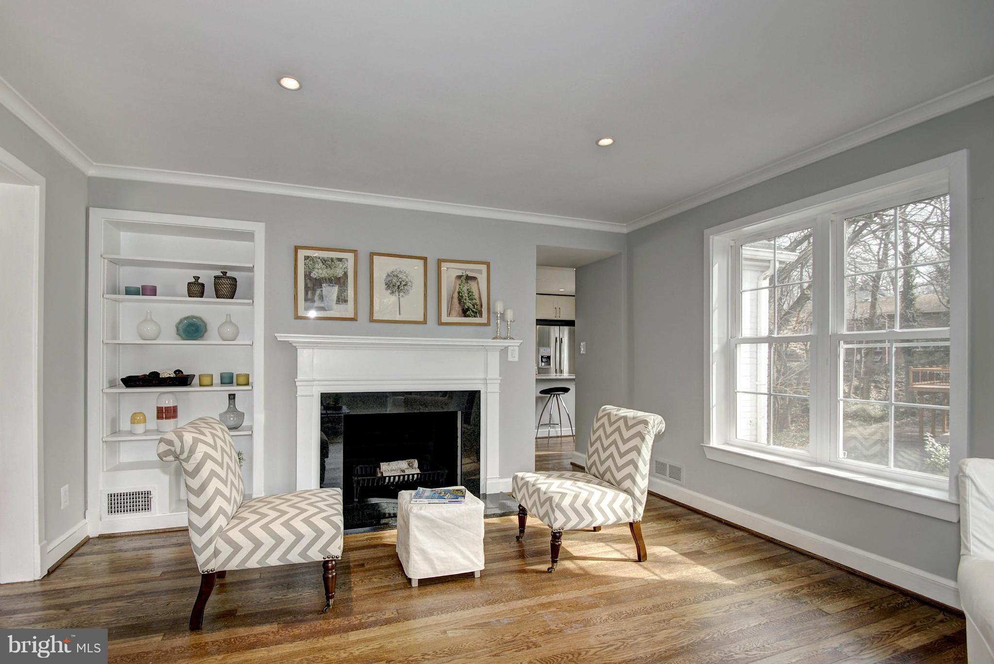 2555 Military Road Arlington, VA 22207 - Photo 5 of 29 Interior (General)