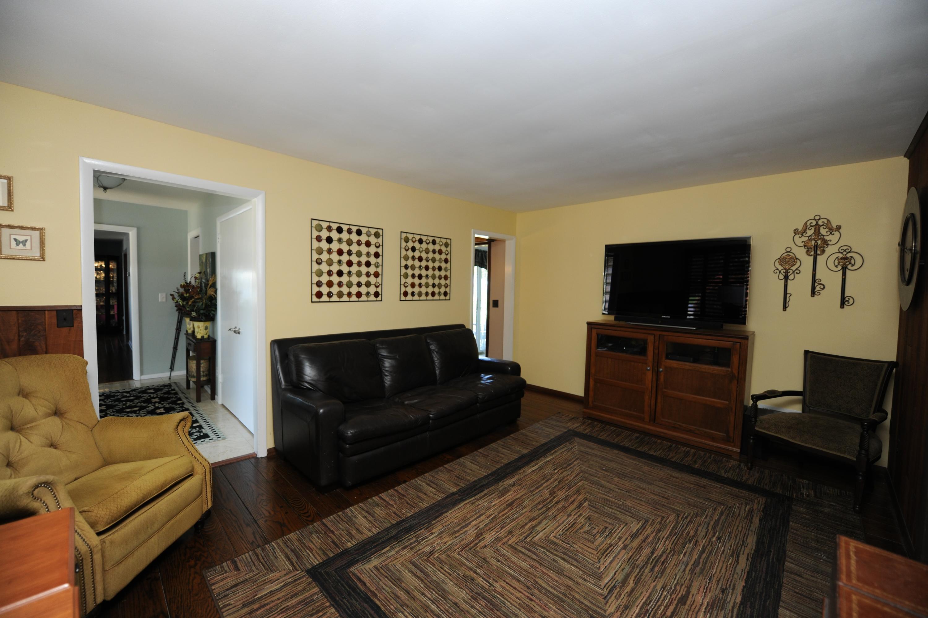 100 Motor Road Pine Beach, NJ 08741 - Photo 14 of 20 Den bview