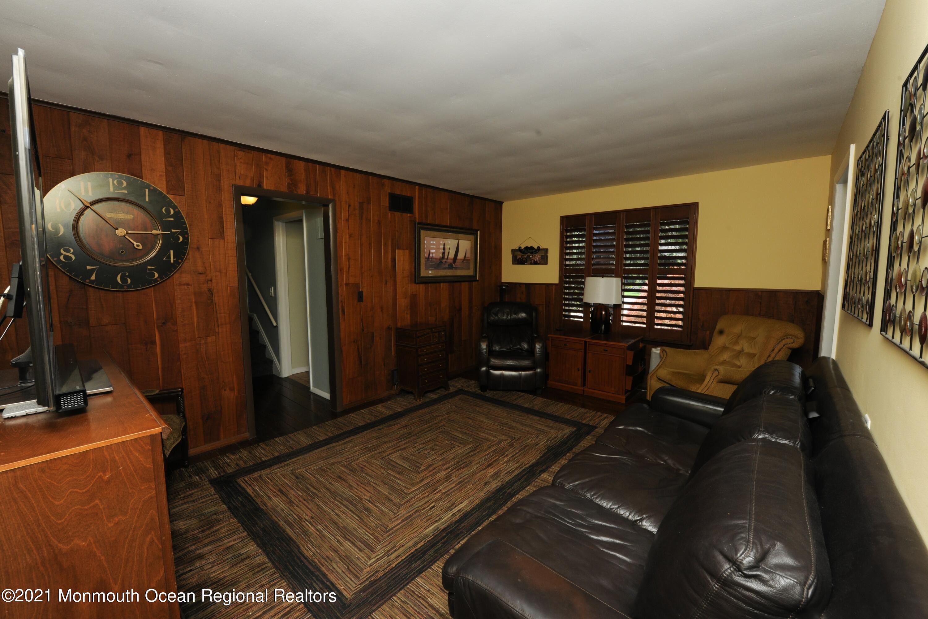 100 Motor Road Pine Beach, NJ 08741 - Photo 15 of 20 Den aview