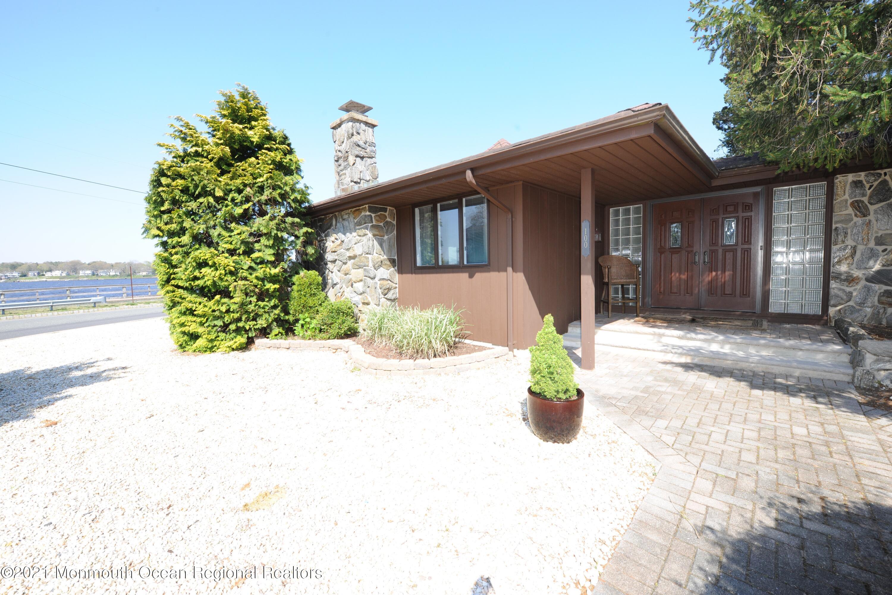 100 Motor Road Pine Beach, NJ 08741 - Photo 6 of 20 front entry