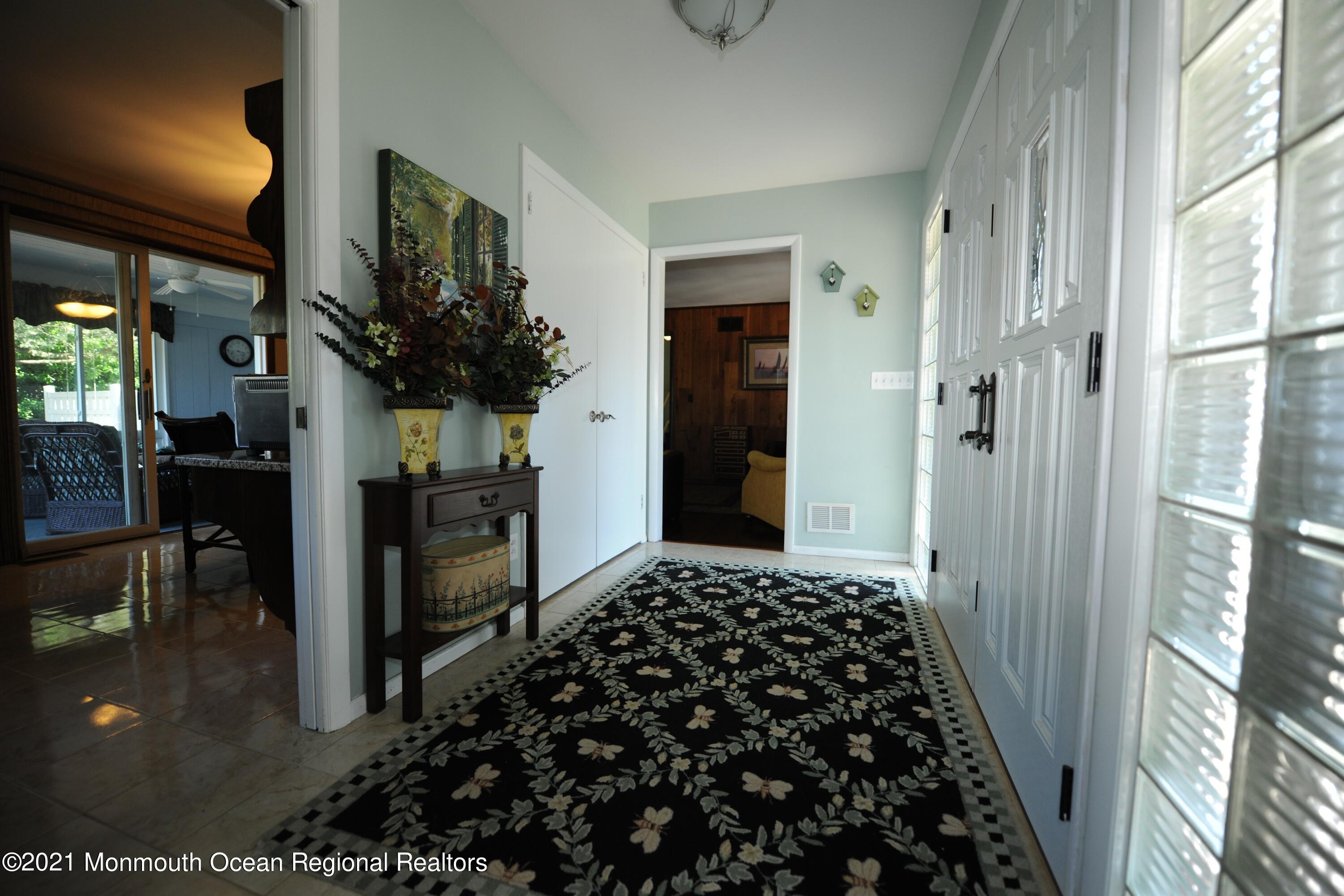 100 Motor Road Pine Beach, NJ 08741 - Photo 7 of 20 FOYER