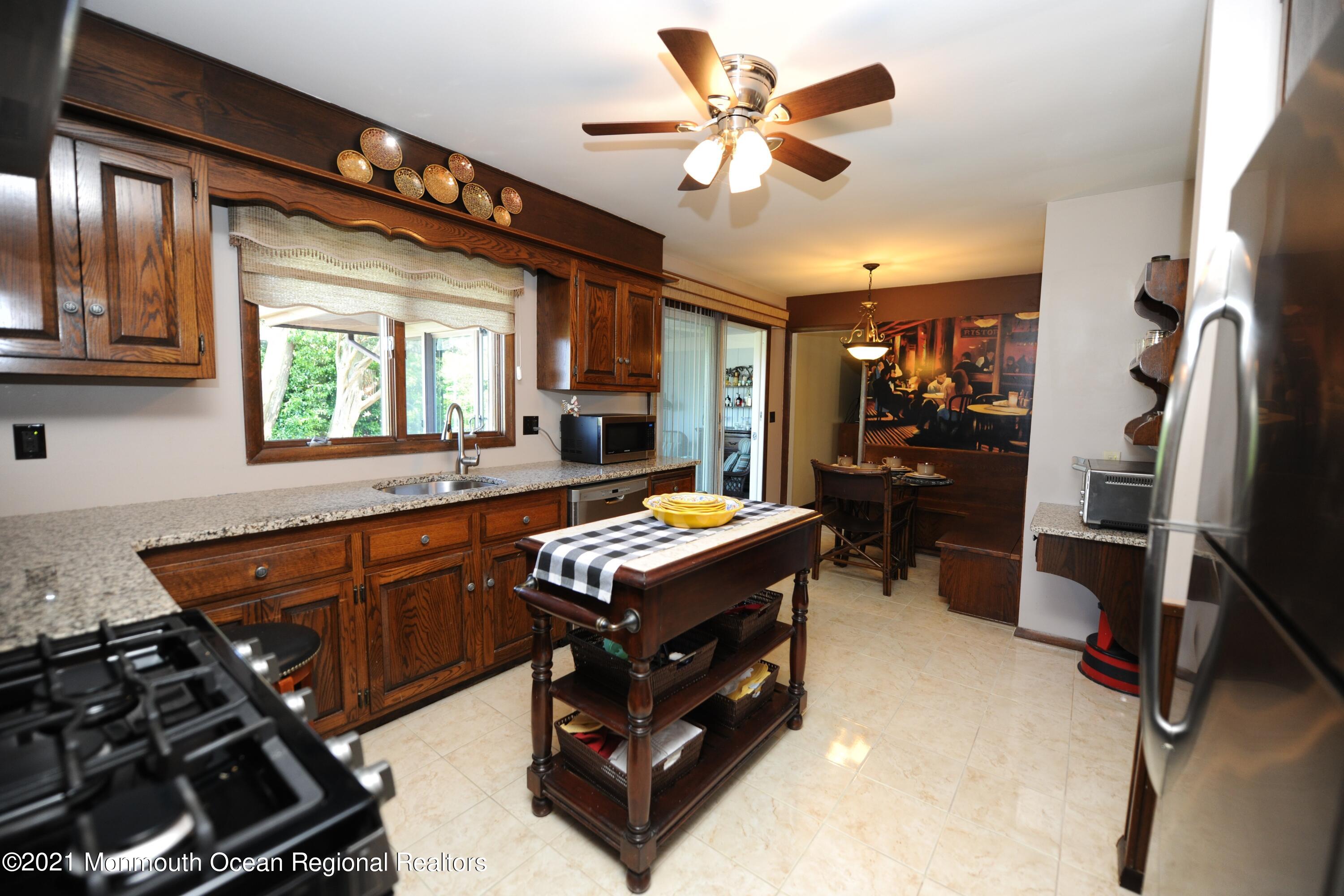 100 Motor Road Pine Beach, NJ 08741 - Photo 10 of 20 Kitchen