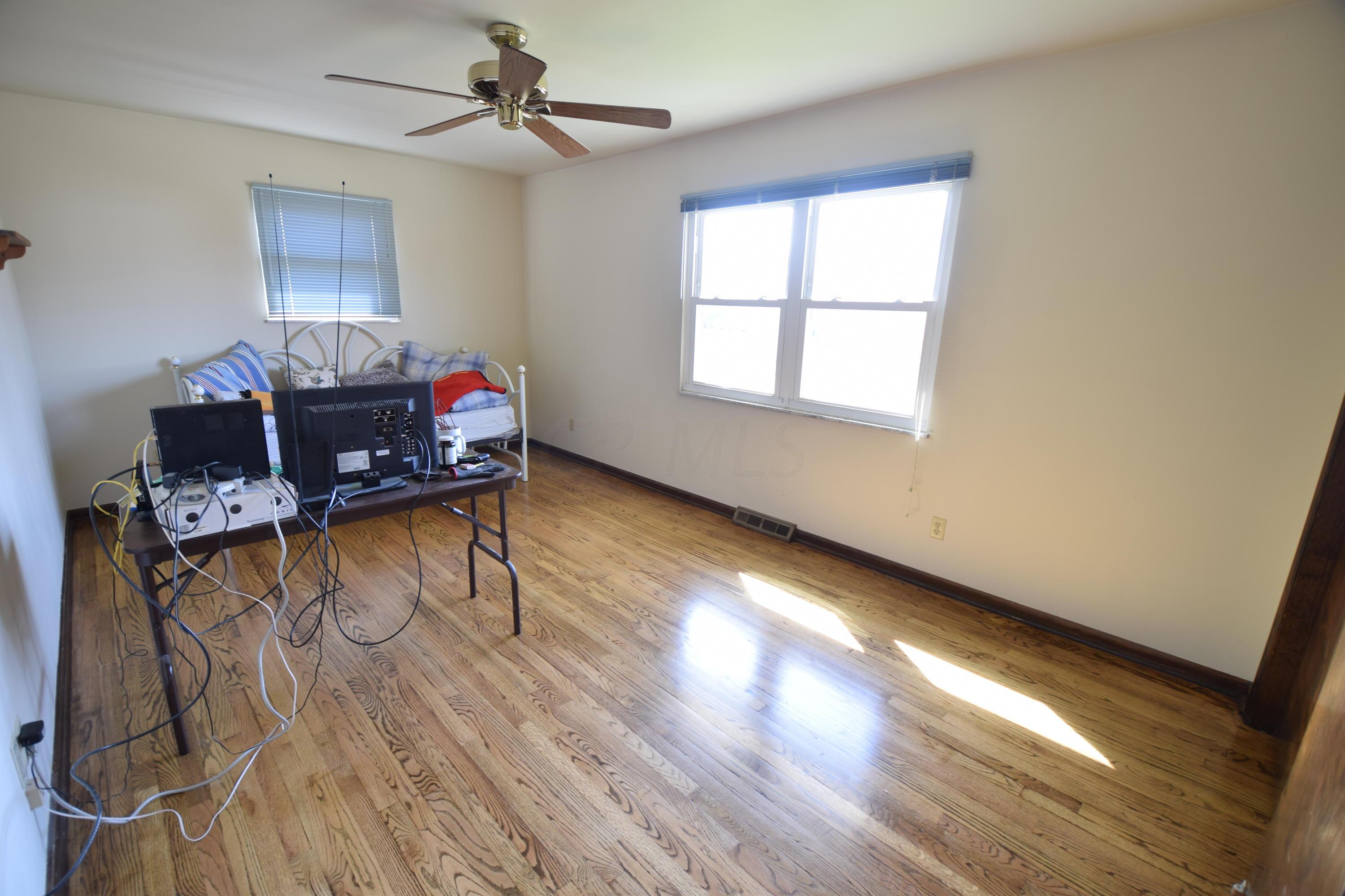 1678 Sandhurst Road Columbus, OH 43229 - Photo 28 of 41 Gallery Image 28