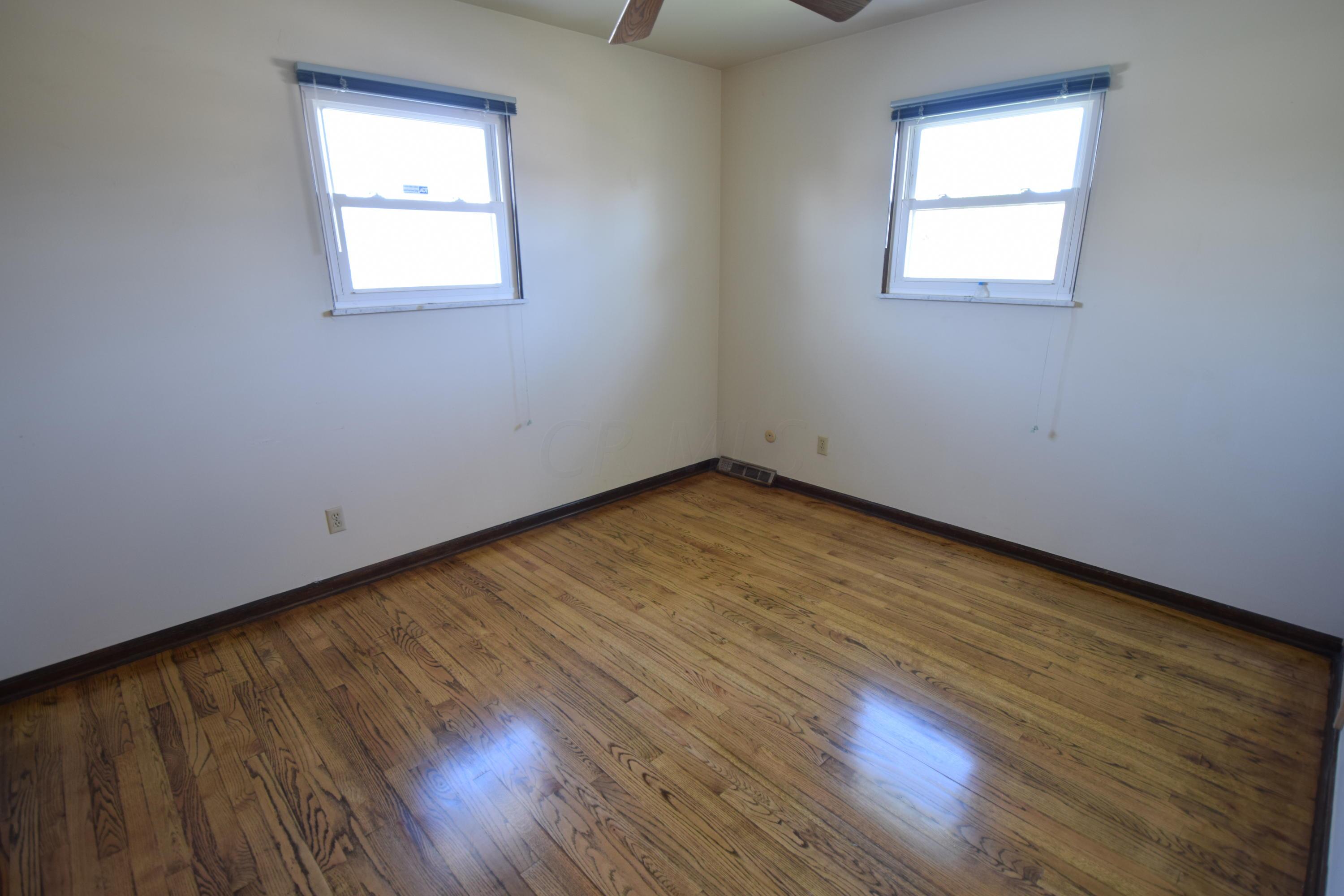 1678 Sandhurst Road Columbus, OH 43229 - Photo 31 of 41 Gallery Image 31