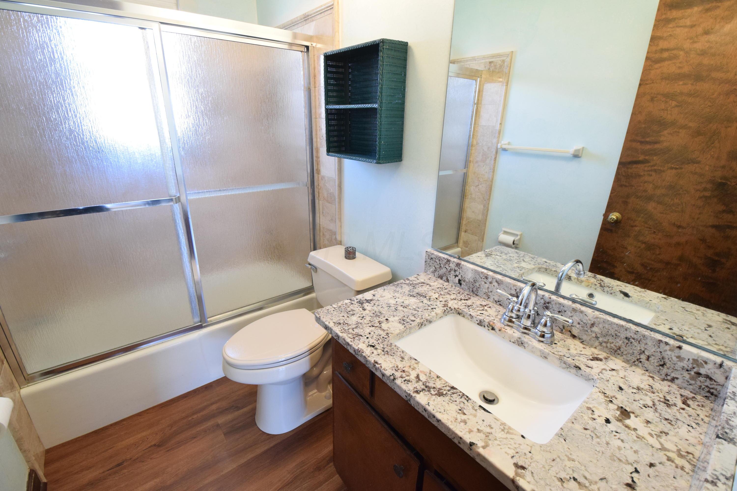 1678 Sandhurst Road Columbus, OH 43229 - Photo 35 of 41 Gallery Image 35