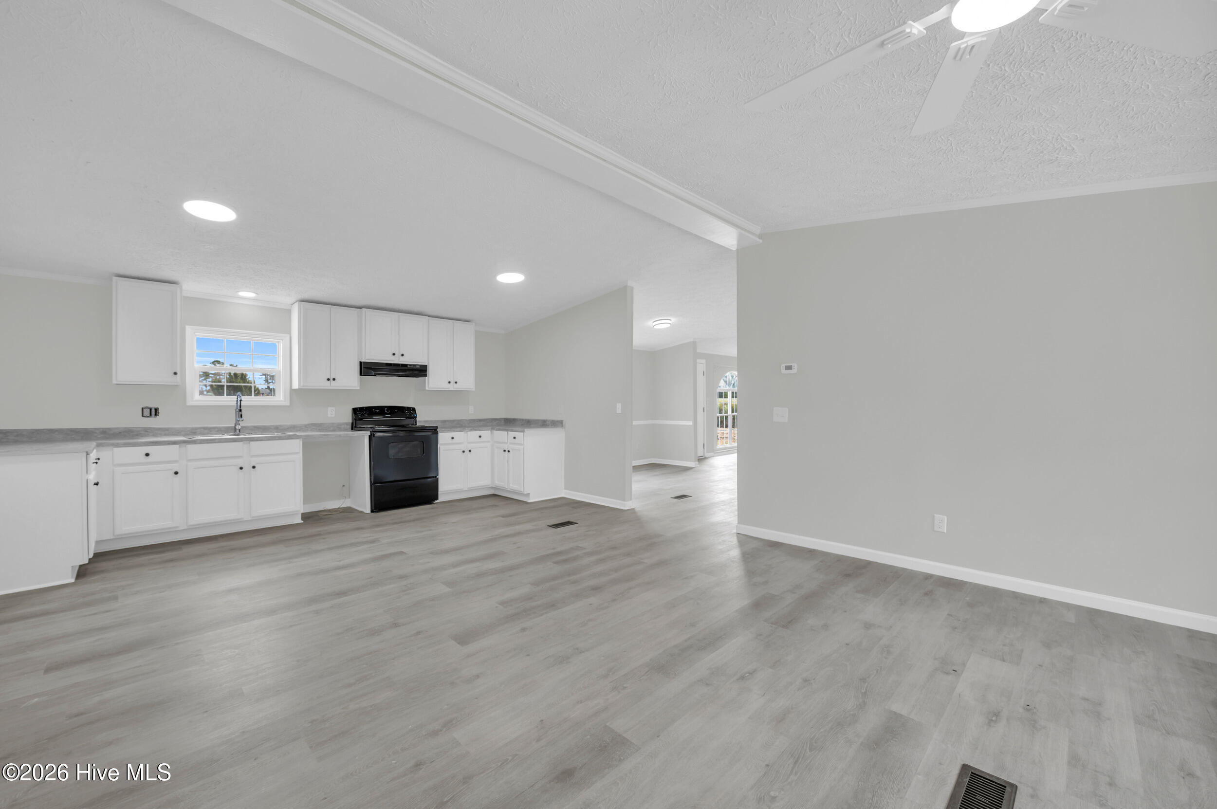 57 Henry Pridgen Road Burgaw, NC 28425 - Photo 14 of 50 16_57 henry pridgen drive-00016