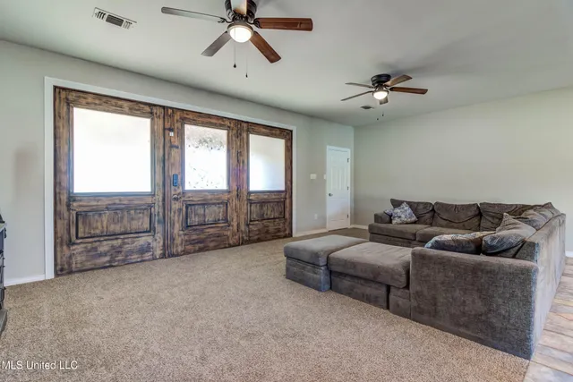 $385,000 | 7079 Menge Avenue, Pass Christian, MS 39571