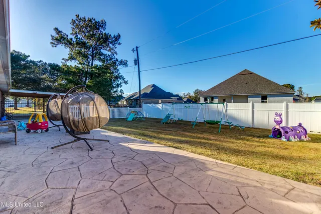 $385,000 | 7079 Menge Avenue, Pass Christian, MS 39571