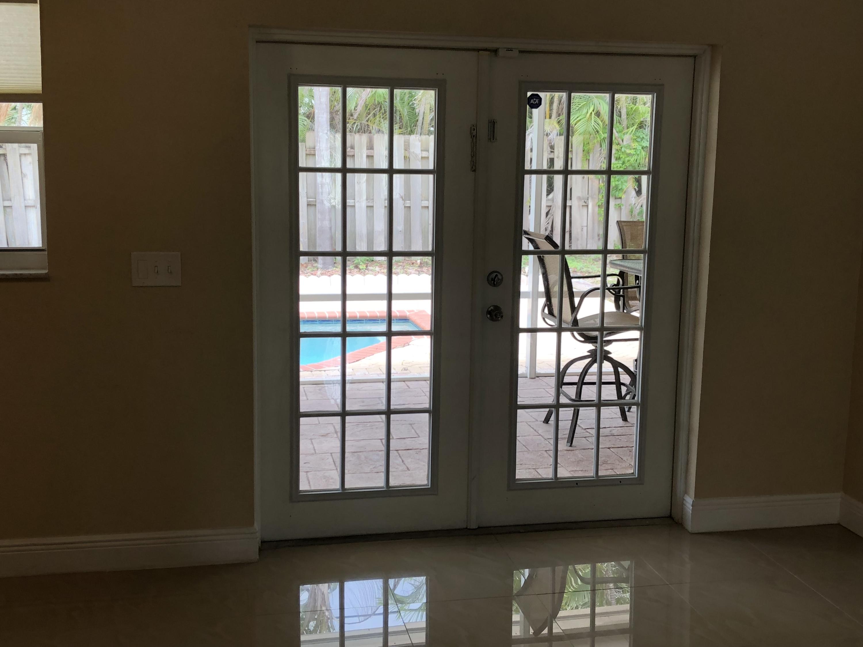 2731 Cambridge Road Lake Worth, FL 33462 - Photo 11 of 42 french door access