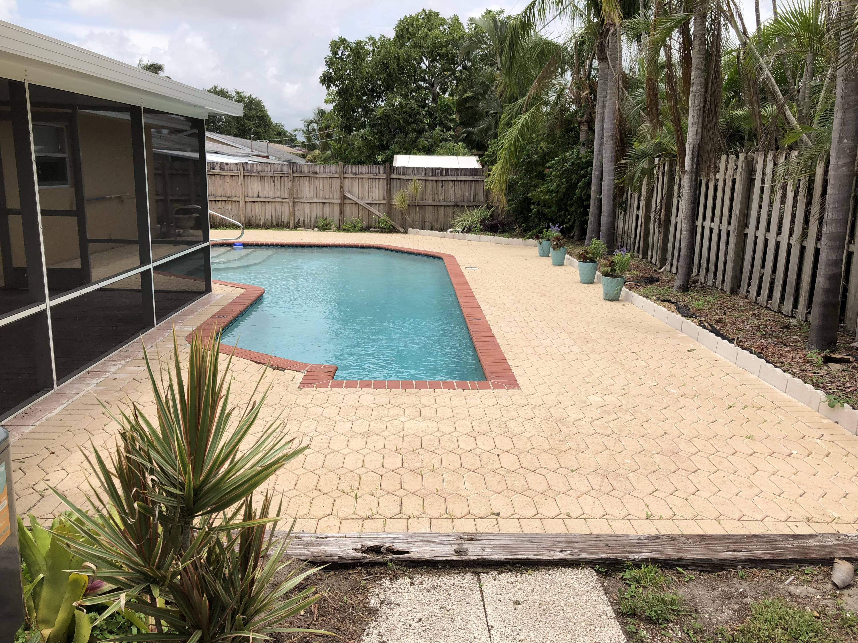 2731 Cambridge Road Lake Worth, FL 33462 - Photo 16 of 42 true florida living