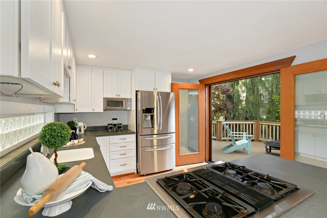 4345 Southwest Trenton Street Seattle, WA 98136 - Photo 6 of 25 Gallery Image 6