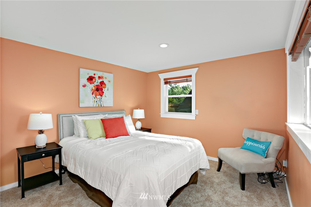 4345 Southwest Trenton Street Seattle, WA 98136 - Photo 9 of 25 Gallery Image 9
