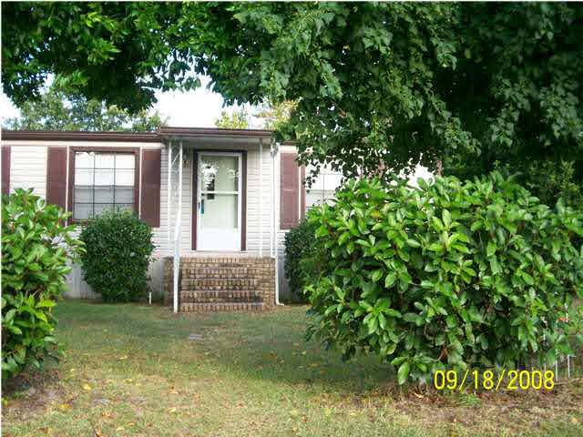 5280 Yellow Bluff Road Pensacola, FL 32507 - Photo 1 of 24 Walk right up - Come right in!