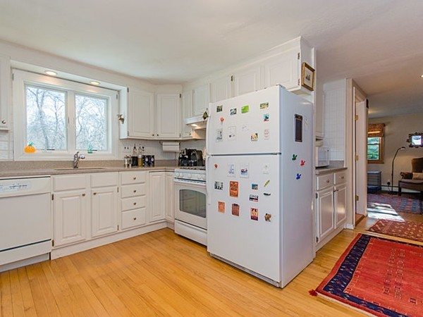 30 Lockeland Road Winchester, MA 01890 - Photo 6 of 13 Gallery Image 6