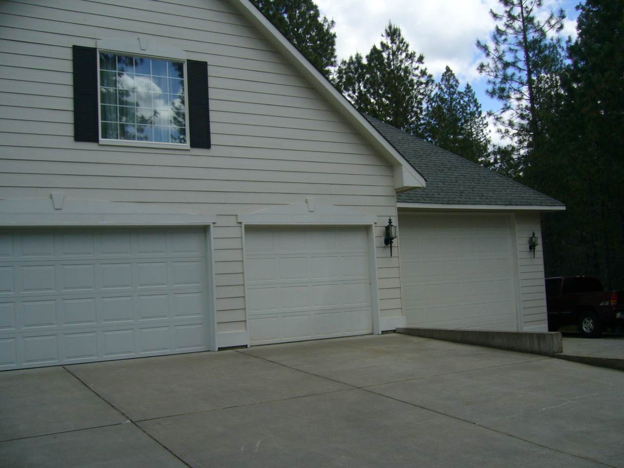 15520 North Howe Road Mead, WA 99021 - Photo 3 of 20