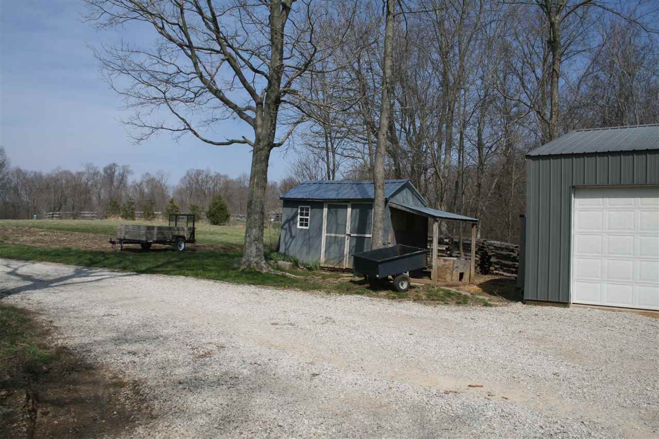 2359 South Maple Road Bloomfield, IN 47424 - Photo 27 of 29
