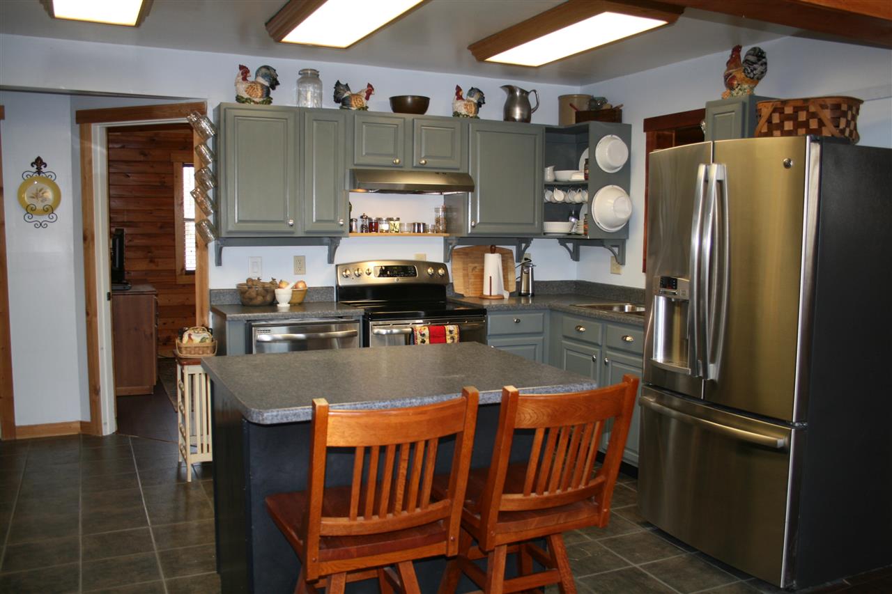 2359 South Maple Road Bloomfield, IN 47424 - Photo 10 of 29
