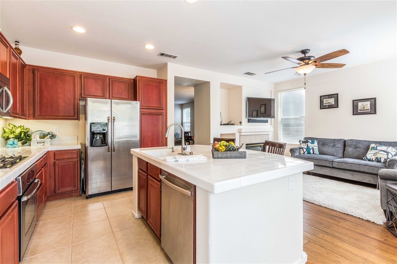1874 Sheep Ranch Loop Chula Vista, CA 91913 - Photo 8 of 25