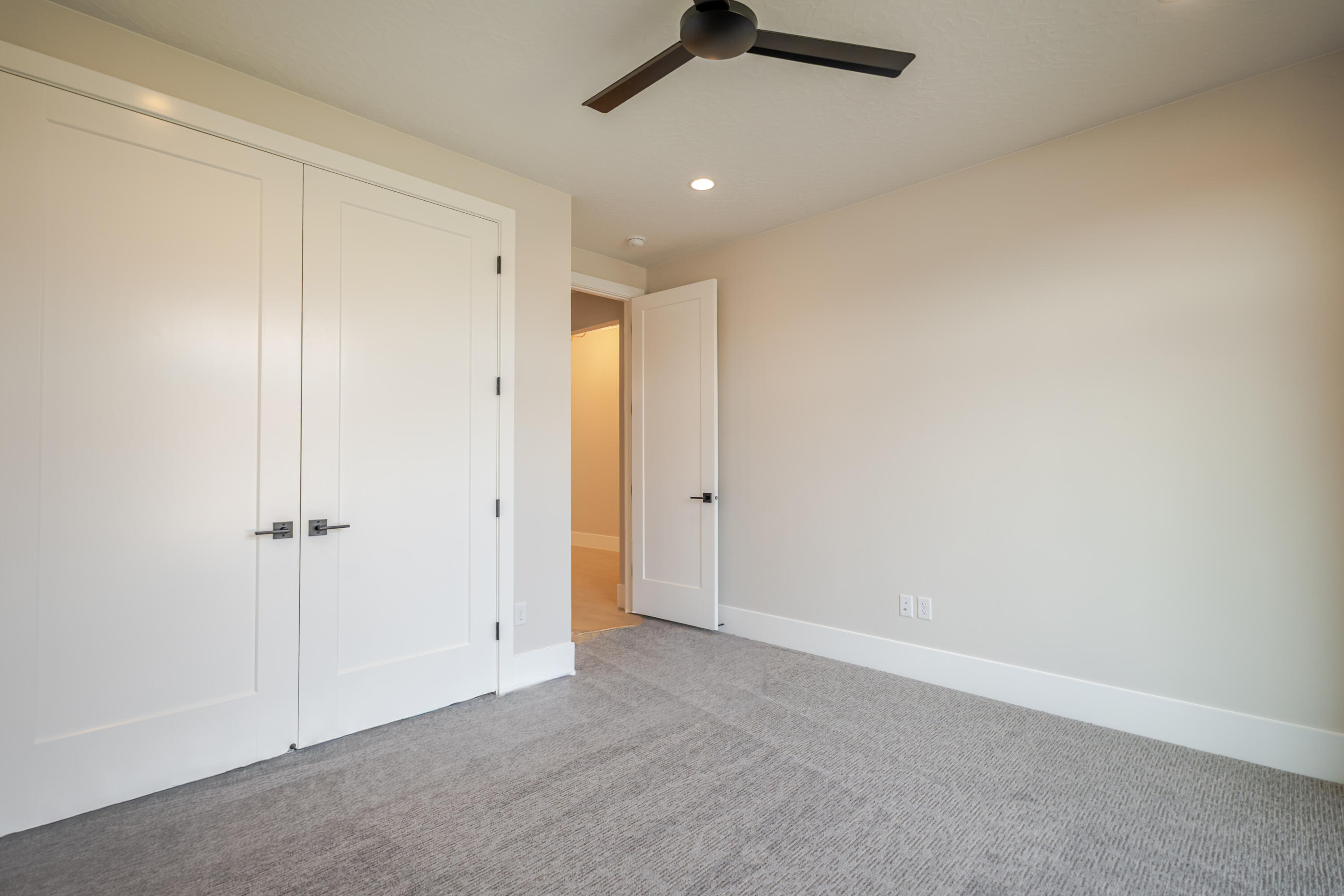 3477 Justify Way Santa Clara, UT 84765 - Photo 12 of 32 P1040842