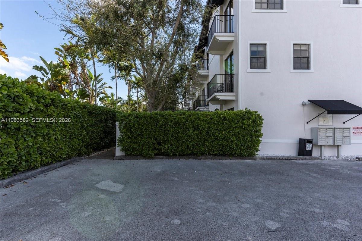7743 Southwest 99th Street, Unit 2 Miami, FL 33156 - Photo 31 of 40 a view of a house with a street