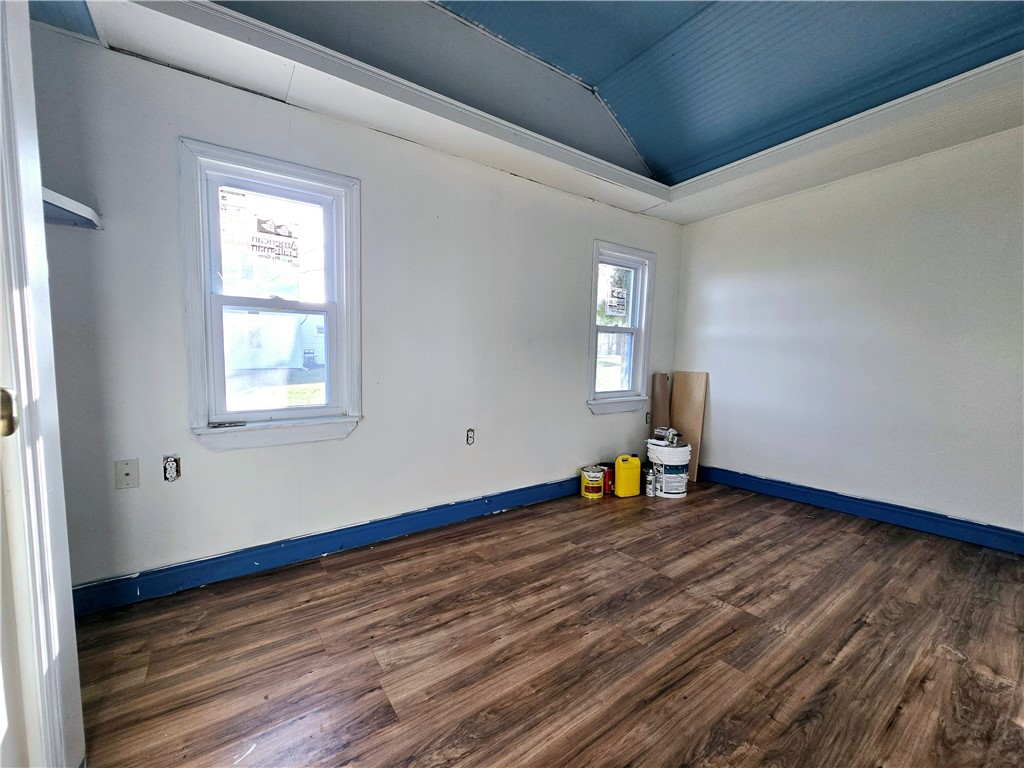 524 Highway 31 Montezuma, NY 13117 - Photo 11 of 17