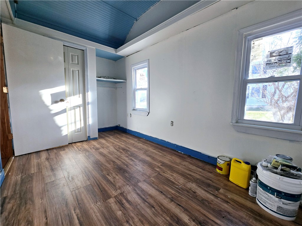 524 Highway 31 Montezuma, NY 13117 - Photo 12 of 17