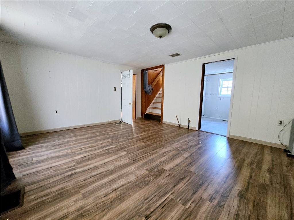 524 Highway 31 Montezuma, NY 13117 - Photo 5 of 17