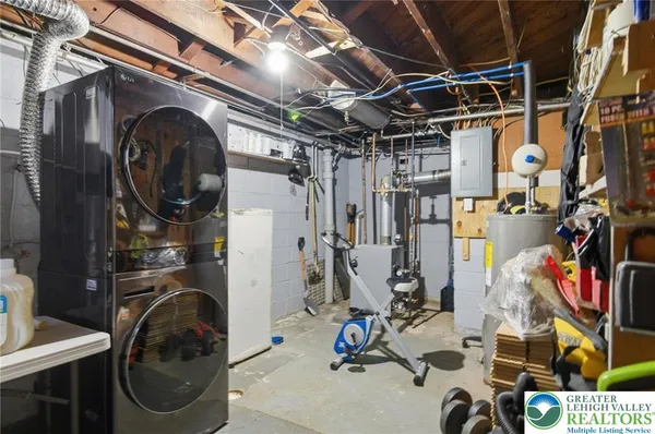 $2,500 | 1950 Oxford Drive, Allentown, PA 18103