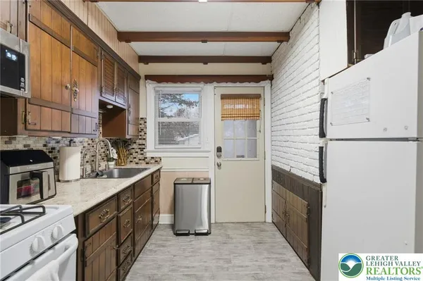 $2,500 | 1950 Oxford Drive, Allentown, PA 18103