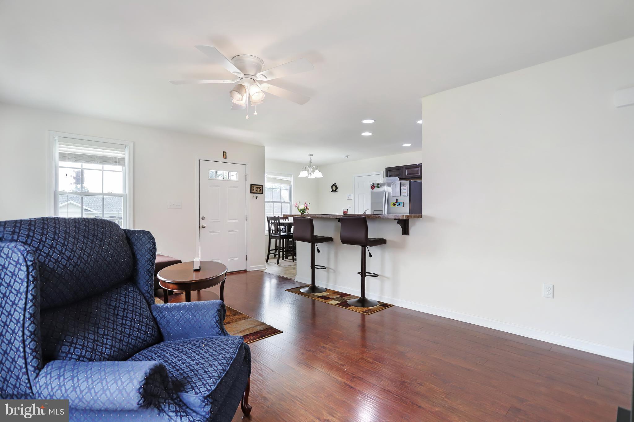 94 Dimension Road Inwood, WV 25428 - Photo 4 of 29 Living Room