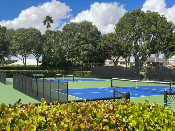 a view of a tennis court
