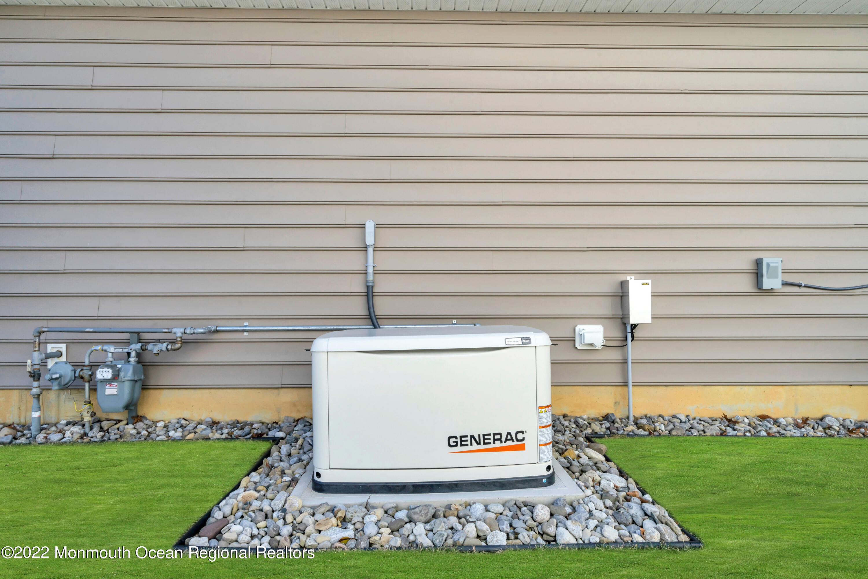 72 Harvest Ridge Road Howell, NJ 07731 - Photo 29 of 35 042_ev204449-1