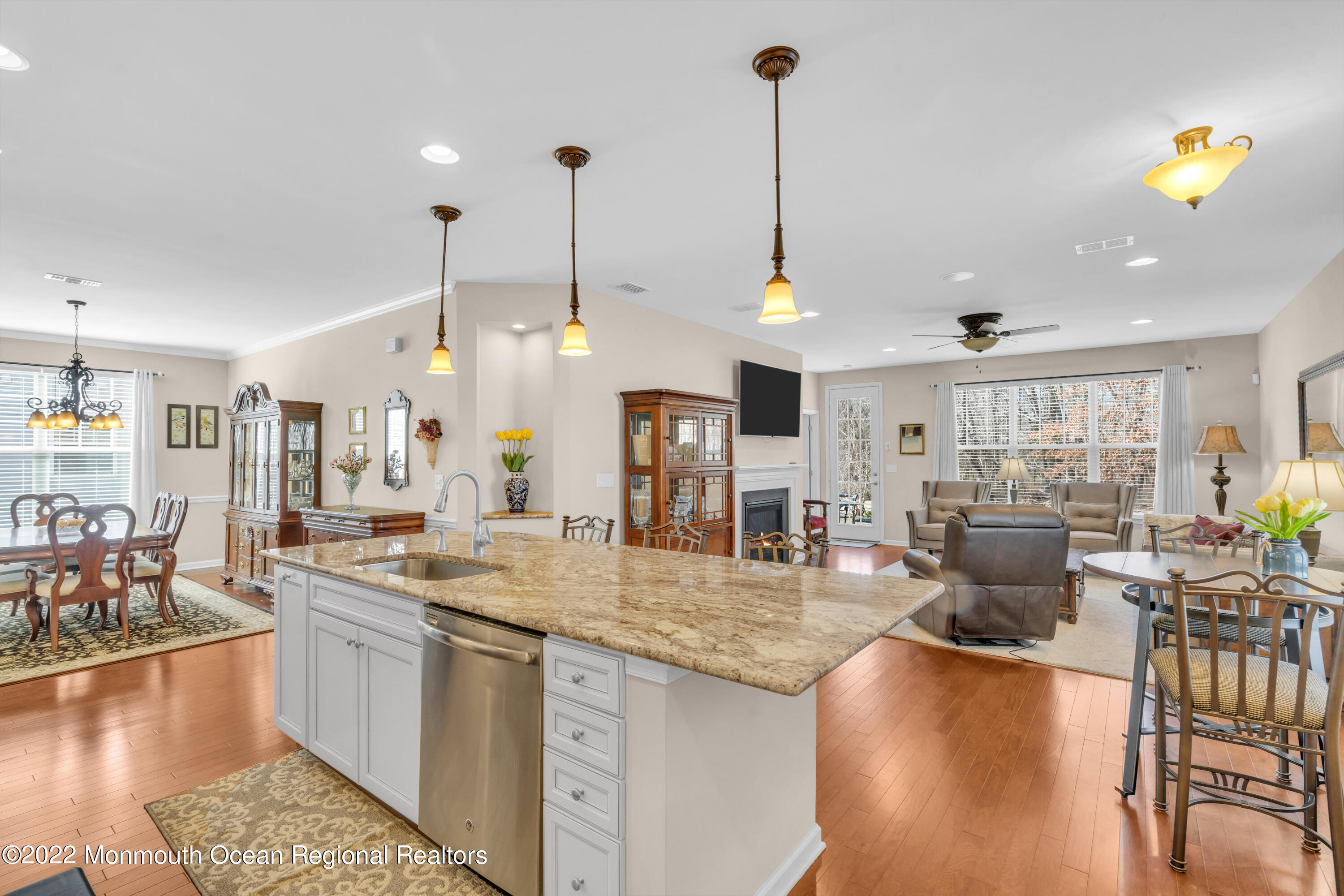 72 Harvest Ridge Road Howell, NJ 07731 - Photo 7 of 35 025_ev204333-1